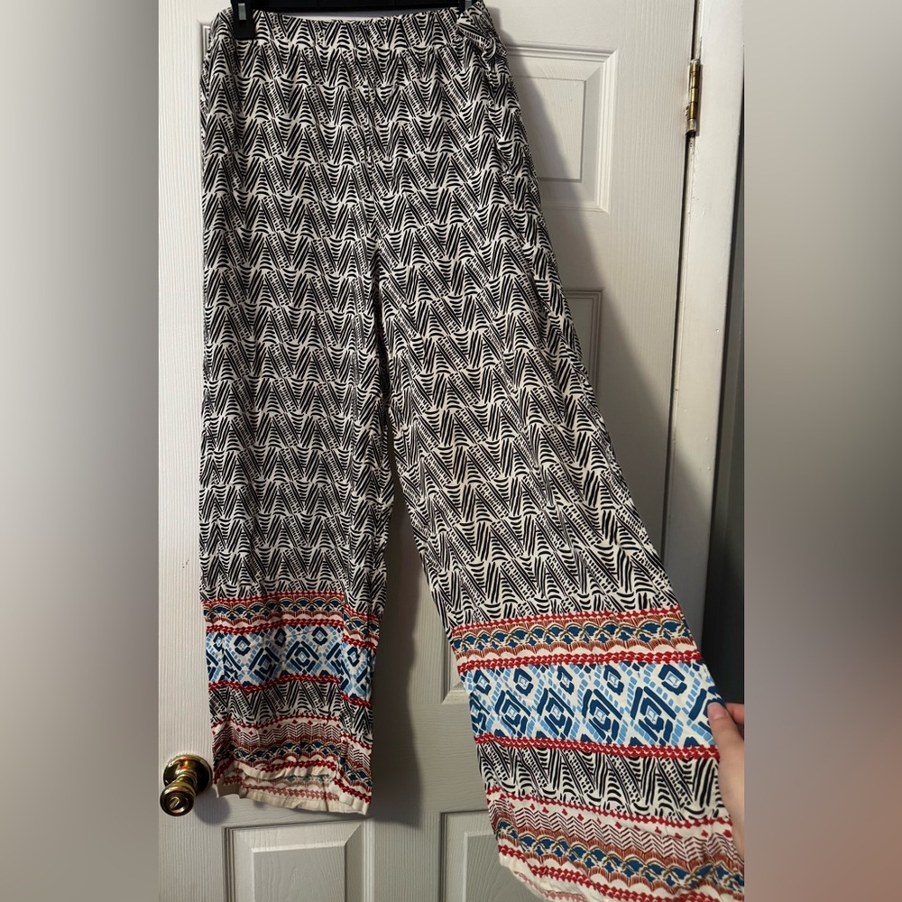 Boho Geometric Wide-Leg Palazzo Pants – Lightweight & Airy